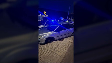 Guardia Civil Ebria Dos Ruedas 1