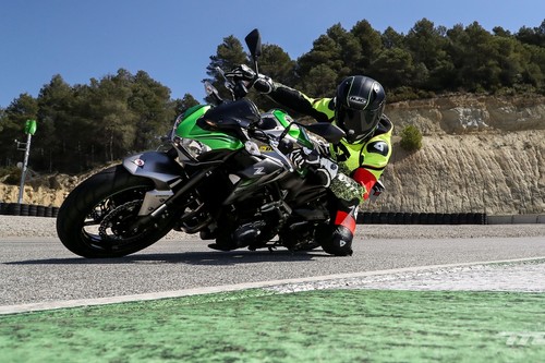 Probamos los Dunlop SportSmart Mk3: neumáticos hypersport de calle con muy buen comportamiento en circuito