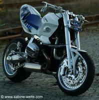 BMW R1100S Streetfighter