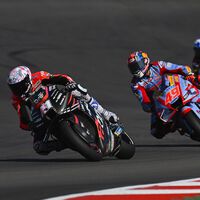 Álex Rins y Aleix Espargaró, contra Álex Márquez y otros 'chupa ruedas' de MotoGP: "Hacen el ridículo, inaceptable" 