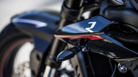 Triumph Street Triple 765 2017 6