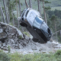 El reto definitivo para el Range Rover Sport SVR: sobrevivir a la última película de James Bond