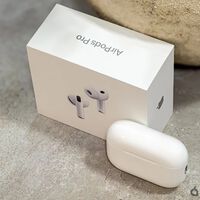 Si vas a comprar unos AirPods, esta es la guía actualizada para saber cuándo se lanzarán los nuevos