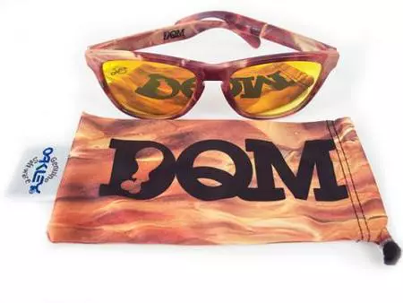DQM y Oakley lanzan sus nuevas gafas "Bacon"