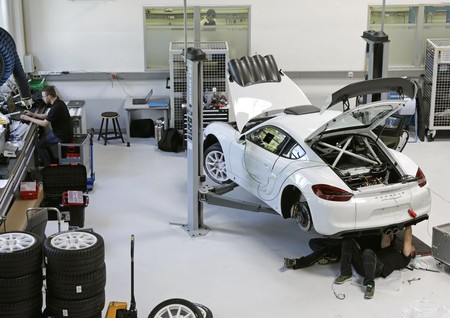 Porsche Cayman Gt4 Clubsport Rallye Concept