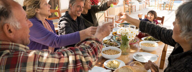 Es uno de los mayores expertos en longevidad del mundo y dice que estos dos alimentos son clave para llegar a los 100 años