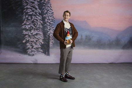 Macaulay Culkin nos acerca a la Navidad en su divertido spot para Happy Socks