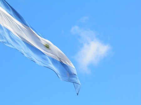 Argentina llega a un acuerdo con los bonistas, cronología del default más largo de la historia