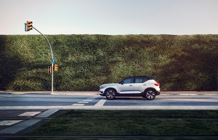 Volvo Xc40 09