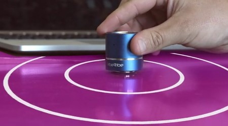 Mini Troll quiere convertir cualquier superficie de la casa en un altavoz por medio de vibraciones