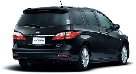 Nissan Lafesta Highway Star