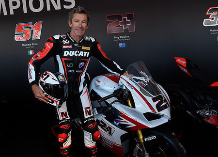 Ducati Panigale V4 S Troy Bayliss1