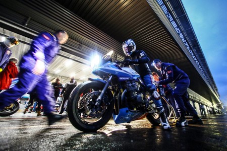 'Katanas in the Mist': 10 minutos de documental con Guy Martin, una Suzuki Katana y Spa Francorchamps