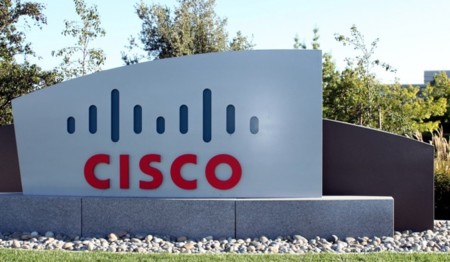Y seguimos a por las empresas: Apple hace oficial un acuerdo con Cisco para optimizar sus redes con iOS