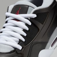 El outlet de Nike liquida las zapatillas Jordan 4 RM más icónicas para que luzcas a diario con máxima elegancia