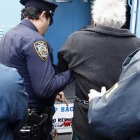 El FBI busca víctimas de estafa en Steam y señala ocho juegos con malware 