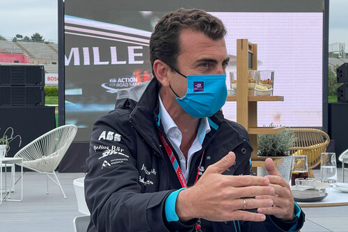 Alberto Longo, jefe máximo de la Fórmula E: "Las carreras de coches estaban obsoletas y hemos llegado para dar algo diferente"