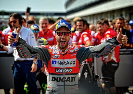 Andrea Dovizioso y Ducati resurgen en Brno para doblegar a Marc Márquez