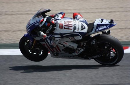 MotoGP Catalunya 2010: El martillo de Jorge Lorenzo no deja espacio a nadie más