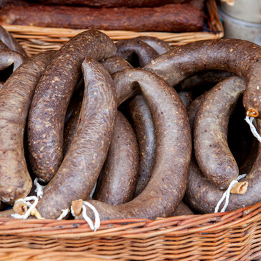 España, un país en la morcilla: un recorrido por más de una veintena de variedades de embutido de sangre nacionales 