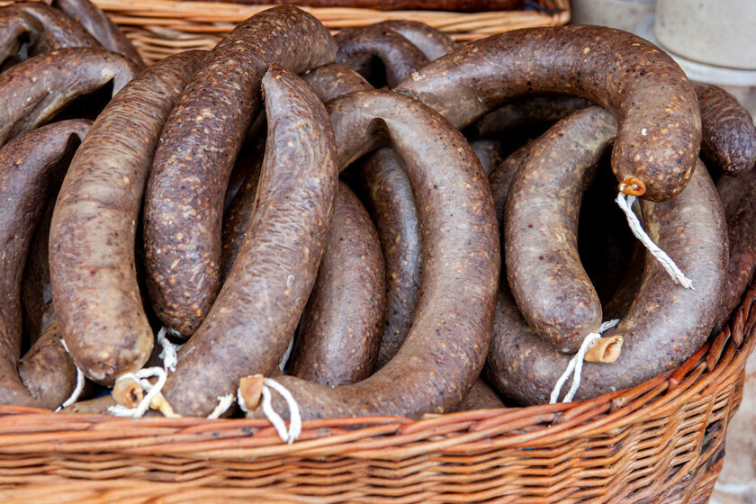 España, un país en la morcilla: un recorrido por más de una veintena de variedades de embutido de sangre nacionales