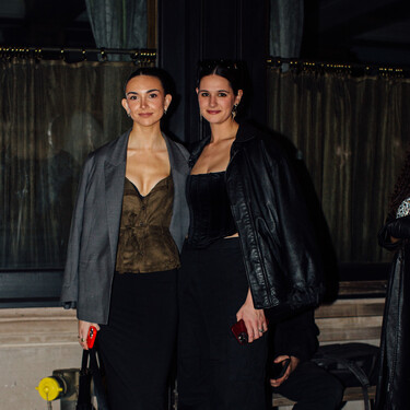 Las Adidas Samba más minimalistas van a volar porque combinan con todo y su estilo es atemporal