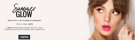Lookfantastic nos ofrece varios cupones de descuento y promociones en primeras marcas