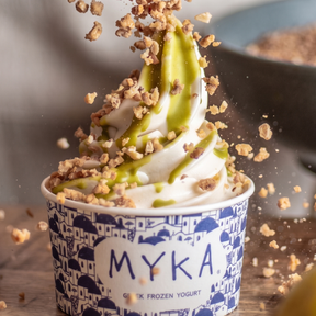 El helado de yogur griego que está arrasando en la CDMX: Mika, el gigante de su tipo