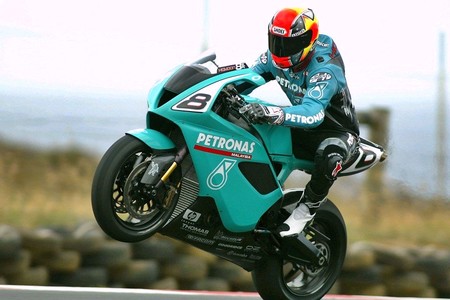 Foggy Petronas Fp1 5