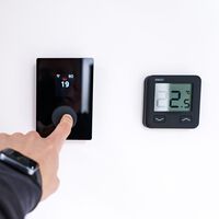 El termostato de tu calefacción no está ahí de adorno: cómo puedes usarlo de forma inteligente para ahorrar energía sin pasar frío