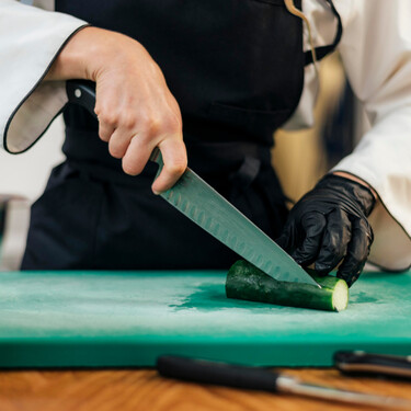 Un cuchillo japonés santoku o cómo cortar con la precisión de un auténtico chef japonés por menos de 25 euros