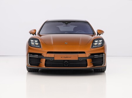 Porsche Panamera 2024 frontal