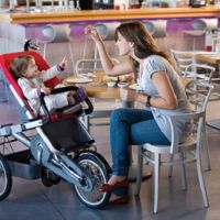 Taga Bike Stroller: El cochecito de bebé que se hace bici en menos de 20 segundos