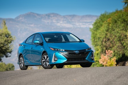 Nadie esperaba que el Toyota Prius Prime (híbrido enchufable) comenzase con tan buen pie en EEUU