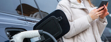 Los propietarios de eléctricos acaban de dar el veredicto más contundente jamás medido: ni en broma volverían al coche gasolina. Y solo hace falta una palabra para explicarlo, dinero