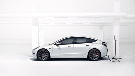 Tesla Model 3 Gran Autonomía