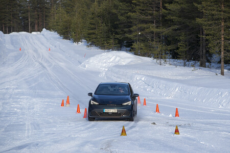 Cupra Born Prueba Hielo 11