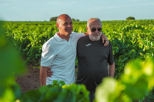 Jose Antonio Padre De Andres Iniesta Lo Dejamos En La Masia Y Me Fui Al Hotel No Tenia Oxigeno Me Dio Un Ataque De Ansiedad E Hice Las Maletas Para Traermelo