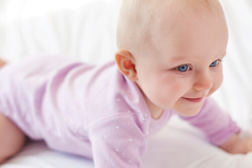 Siete sprays para controlar el picor en la piel de niños con dermatitis