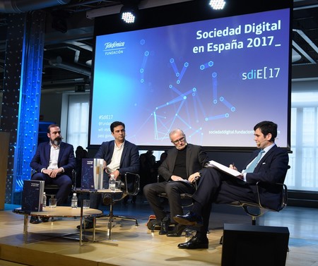 La productividad laboral aumentaría un 11 % en España con inteligencia artificial, según el informe de la sociedad digital de 2017