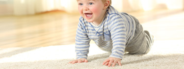 Gateo y salud visual del bebé: por qué es tan importante para el desarrollo del niño gatear antes de caminar