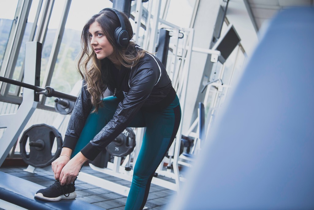 Los cinco mejores beneficios de escuchar música cuando entrenas en el