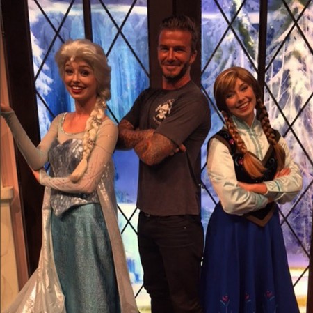 Los Beckham se pasean por Disneyland
