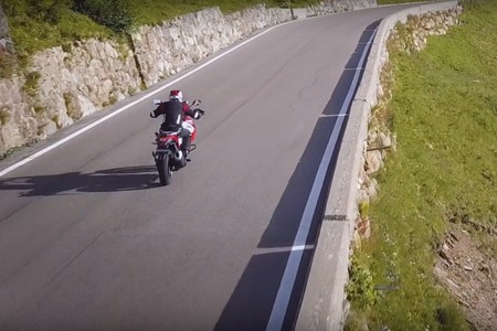 Suzuki V Strom 1000 1