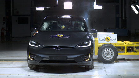 Tesla Model X Euro Ncap 1