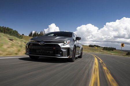 Toyota GR Corolla, a detalle en 44 fotos nuevas: un hot-hatch que queremos en México
