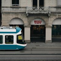 Levi's supera a Lee con creces gracias a su última ganga: los vaqueros 501 ahora a casi mitad de precio y todas las tallas disponibles 