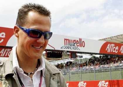 Michael Schumacher 'se mete' a taxista