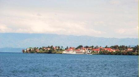 goma,_lake_kivu,_drc_(zaire_-_congo),_photo_by_sascha_grabow.jpg