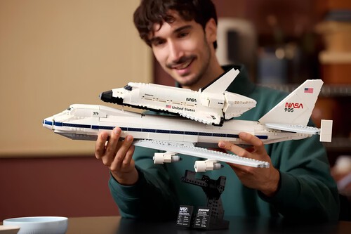Lego Icons Shuttle Carrier Aircraft 4